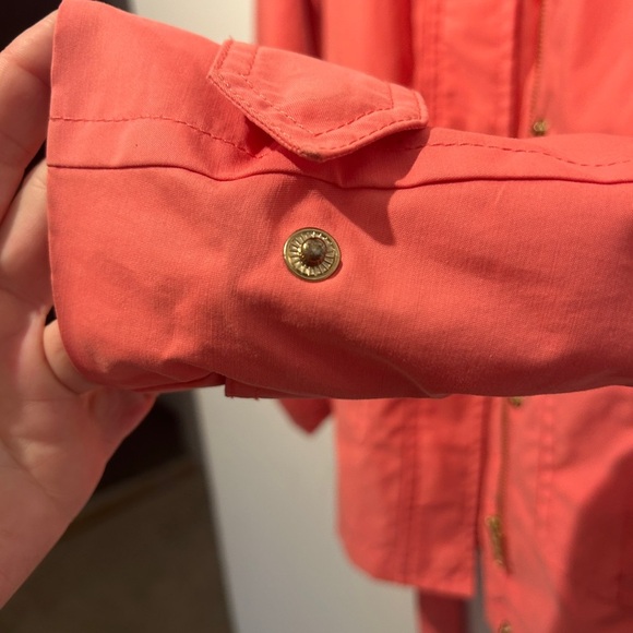 Trendy like new Tommy Hilfiger Coral Fall Trench coat with belt - Picture 5 of 8